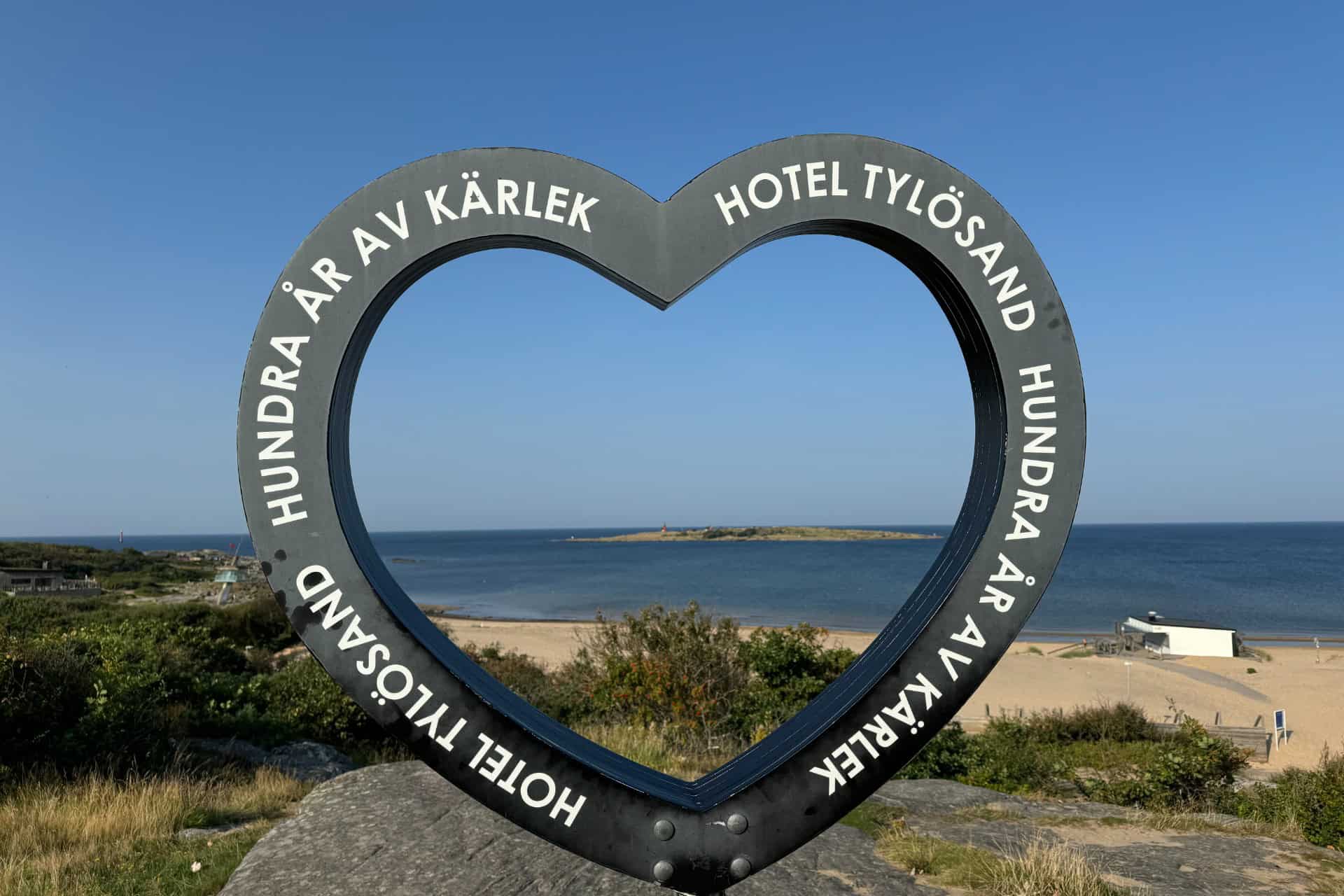 Sommerfest i en rå ramme med sublim underholdning